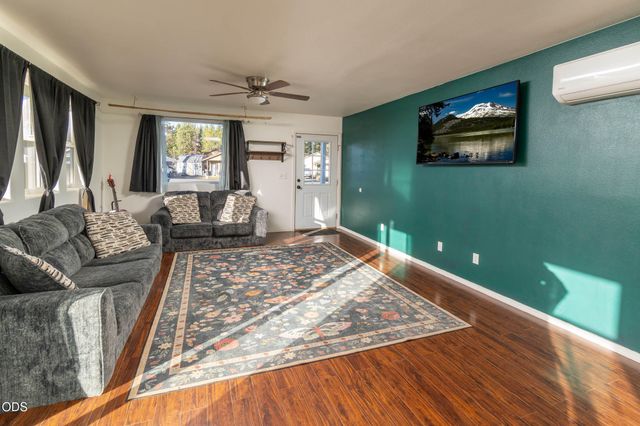 52470 Medill Court, La Pine, OR 97739