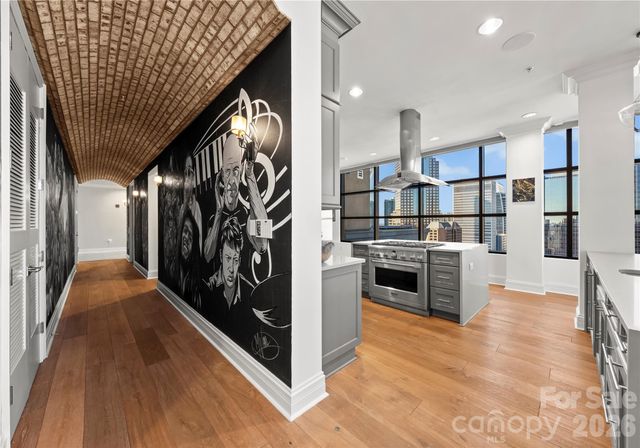 222 S Caldwell Street 2203, Charlotte, NC 28202