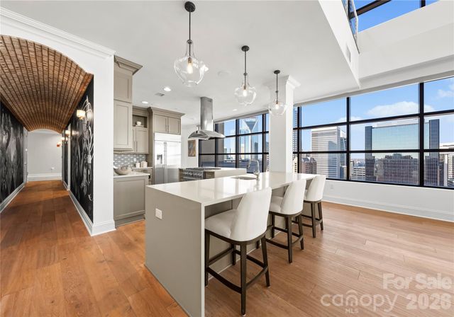 222 S Caldwell Street 2203, Charlotte, NC 28202