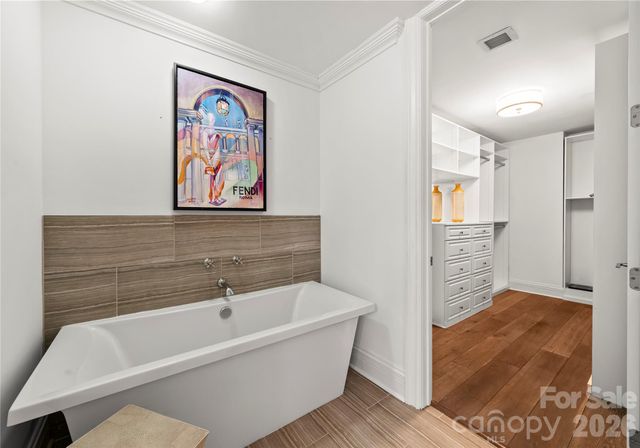 222 S Caldwell Street 2203, Charlotte, NC 28202