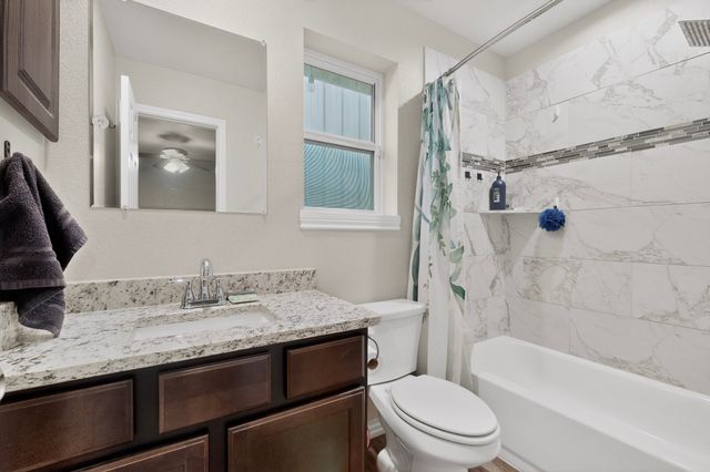 3221 Gibbons Street, Greenville, TX 75401