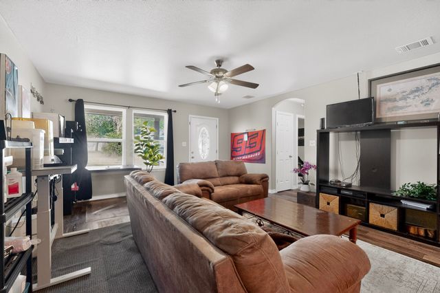3221 Gibbons Street, Greenville, TX 75401