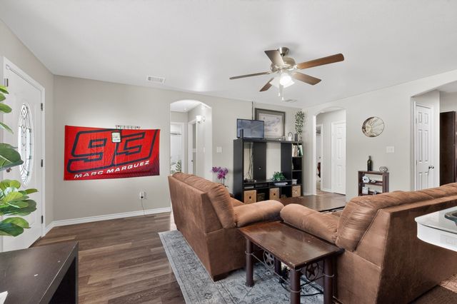 3221 Gibbons Street, Greenville, TX 75401