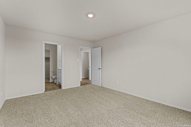 1011 Bold Run, Seguin, TX 78155