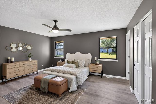 940 Ampere Court, Lake St Louis, MO 63367