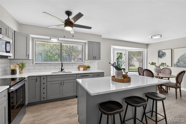 940 Ampere Court, Lake St Louis, MO 63367