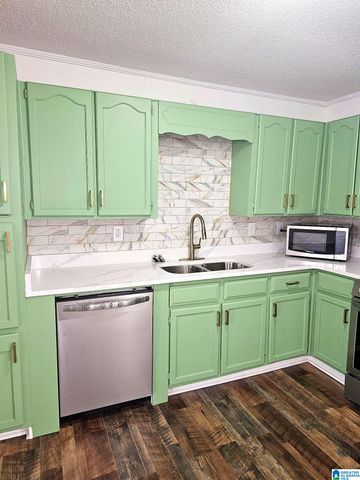 517 COALFIRE AVENUE, Bessemer, AL 35023