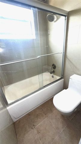 1975 NE 135th St 3F, North Miami, FL 33181