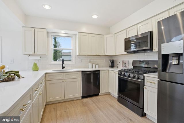 476 GLADSTONE RD, Langhorne, PA 19047