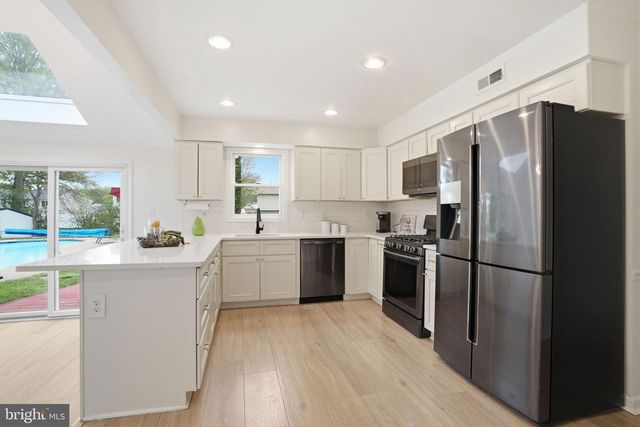 476 GLADSTONE RD, Langhorne, PA 19047