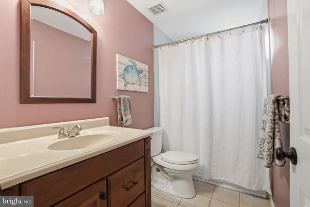476 GLADSTONE RD, Langhorne, PA 19047