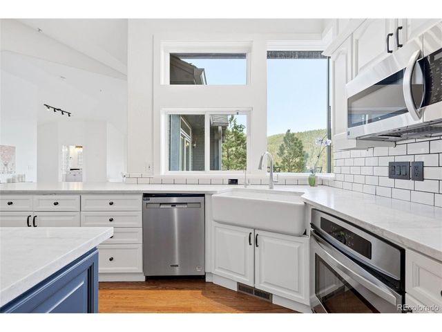 208 Seven Hills Dr, Boulder, CO 80302