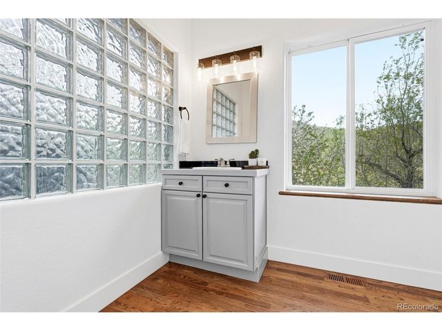 208 Seven Hills Dr, Boulder, CO 80302