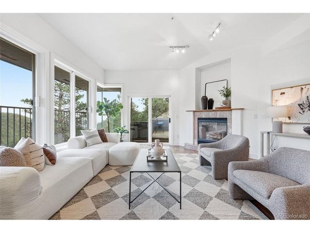 208 Seven Hills Dr, Boulder, CO 80302