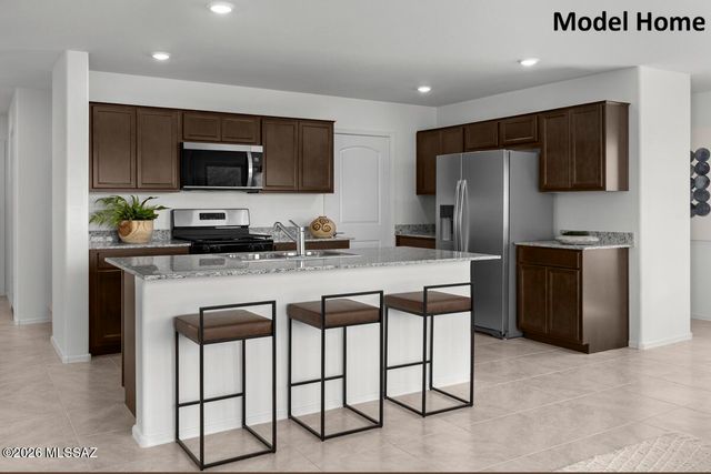 11054 S Guillermo Haro Drive, Vail, AZ 85641