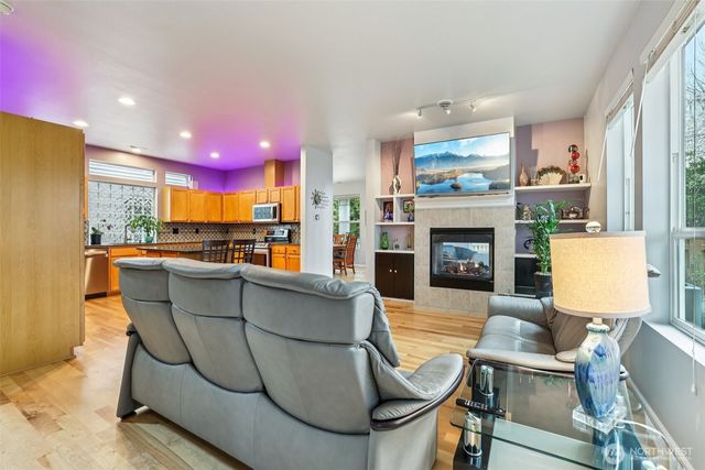 6644 Francis Loop SE, Auburn, WA 98092