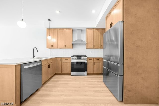 106 Encampment Ct, Montville Twp., NJ 07082
