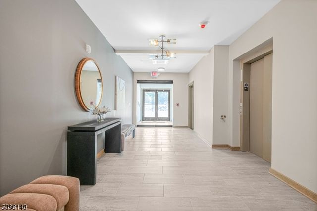 106 Encampment Ct, Montville Twp., NJ 07082