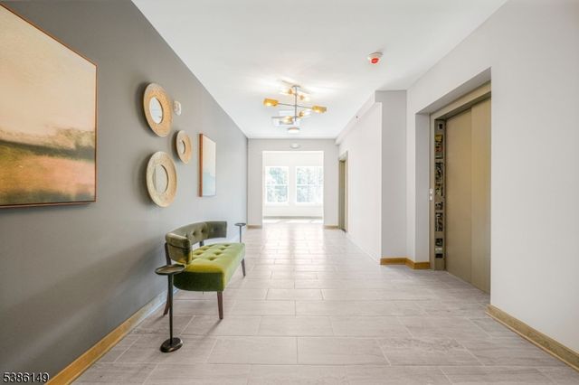 106 Encampment Ct, Montville Twp., NJ 07082