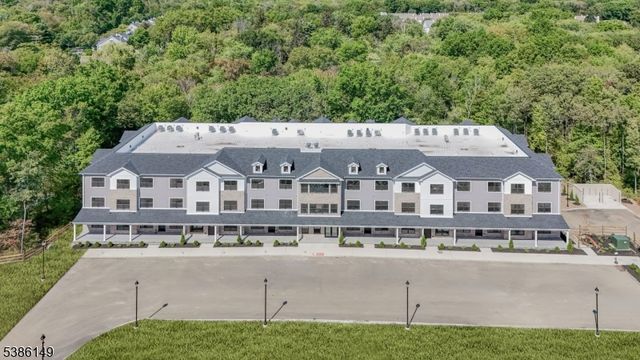 106 Encampment Ct, Montville Twp., NJ 07082