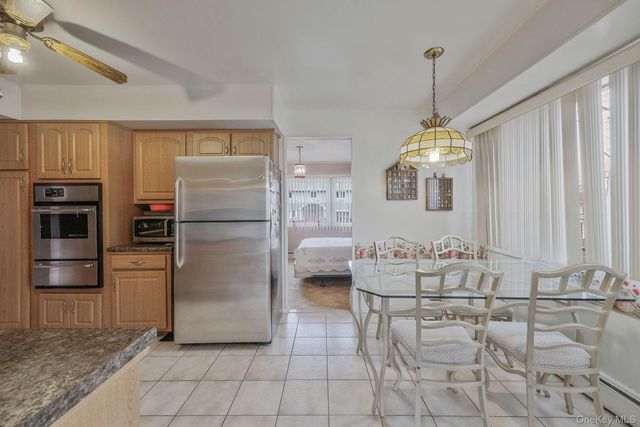 19 Woodoak Lane, Huntington, NY 11743