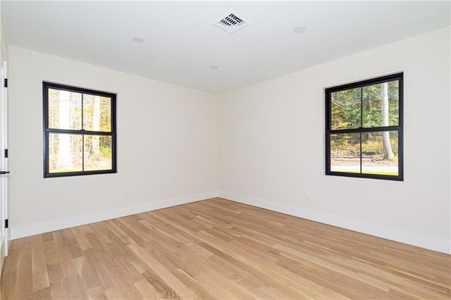 16 Shunpike, Clinton Corners, NY 12514