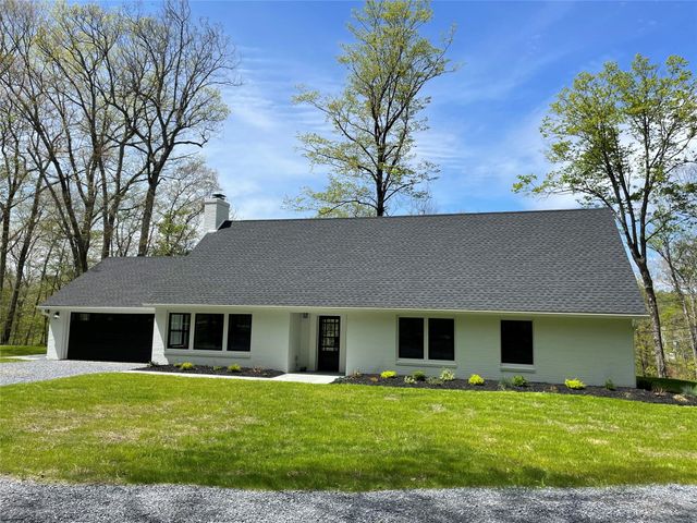 16 Shunpike, Clinton Corners, NY 12514
