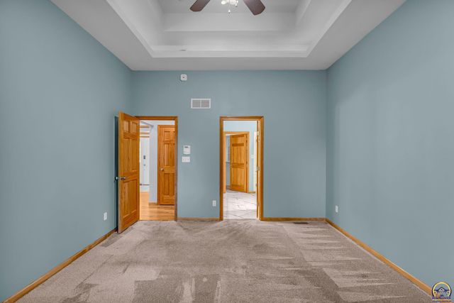 4178 Blackjack Oak DR, Lawrence, KS 66047