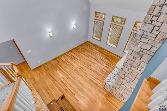 4178 Blackjack Oak DR, Lawrence, KS 66047