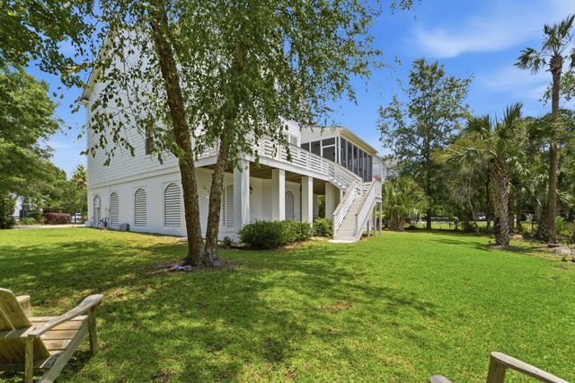 3048 Riverwood Drive, Mount Pleasant, SC 29466