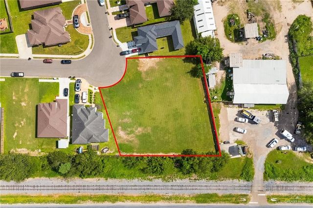 28 Canan Drive, Weslaco, TX 78596