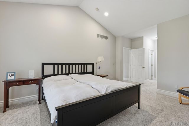 37126 Southwind Court, Farmington Hills, MI 48331