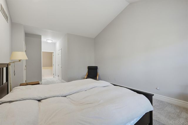 37126 Southwind Court, Farmington Hills, MI 48331