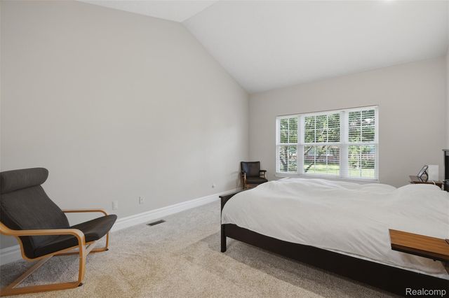 37126 Southwind Court, Farmington Hills, MI 48331