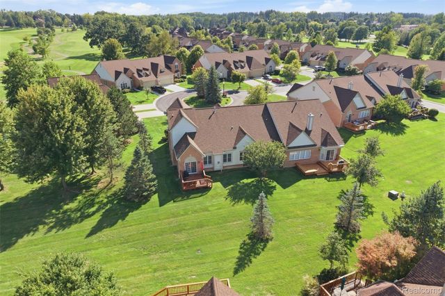 37126 Southwind Court, Farmington Hills, MI 48331
