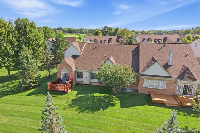 37126 Southwind Court, Farmington Hills, MI 48331