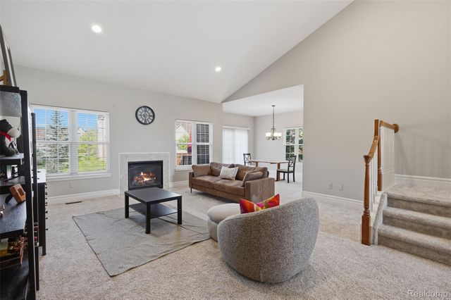 37126 Southwind Court, Farmington Hills, MI 48331