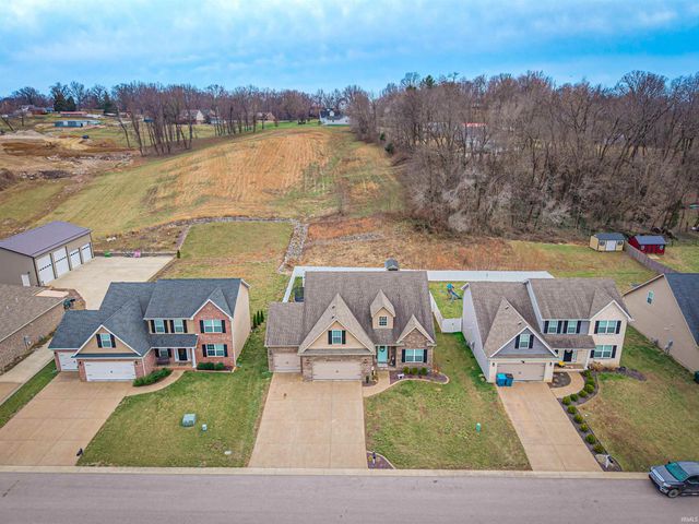 1512 Hills Drive, Evansville, IN 47720