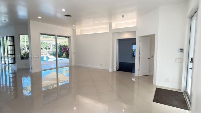 3767 Oak Ridge Cir 3767, Weston, FL 33331