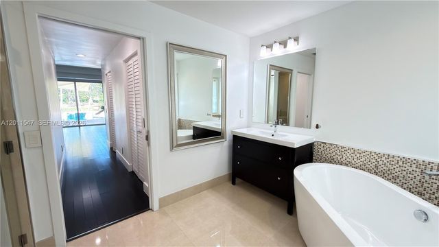 3767 Oak Ridge Cir 3767, Weston, FL 33331