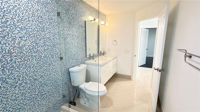 3767 Oak Ridge Cir 3767, Weston, FL 33331