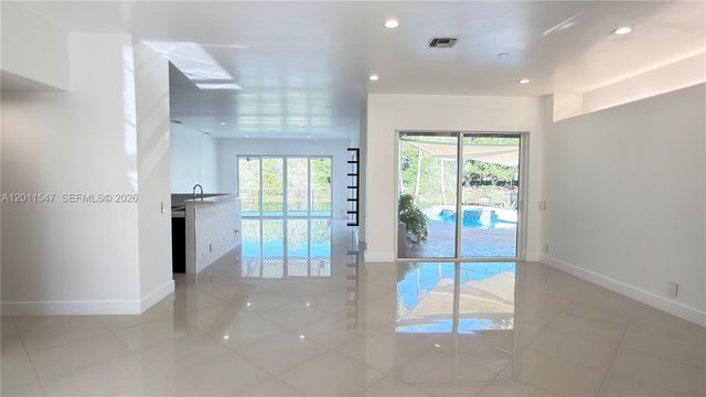 3767 Oak Ridge Cir 3767, Weston, FL 33331