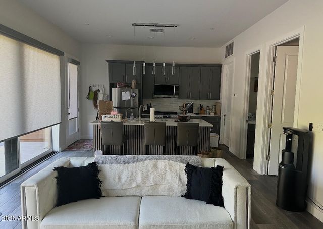 6735 E SOLANO Drive, Paradise Valley, AZ 85253