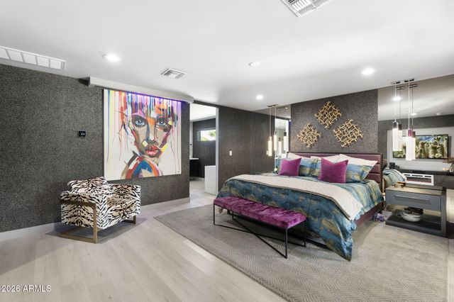 6735 E SOLANO Drive, Paradise Valley, AZ 85253
