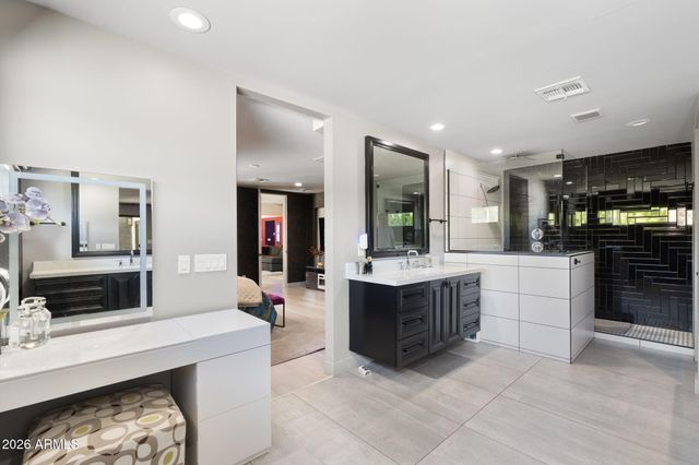 6735 E SOLANO Drive, Paradise Valley, AZ 85253