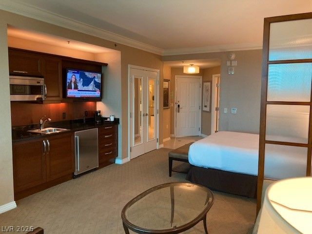 125 East Harmon Avenue 416, Las Vegas, NV 89109