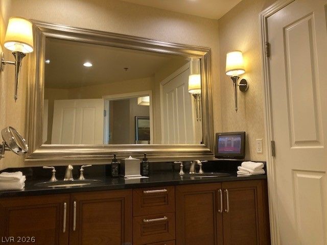 125 East Harmon Avenue 416, Las Vegas, NV 89109