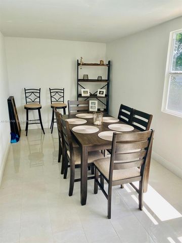 1810 SW 22nd Ave, Fort Lauderdale, FL 33312