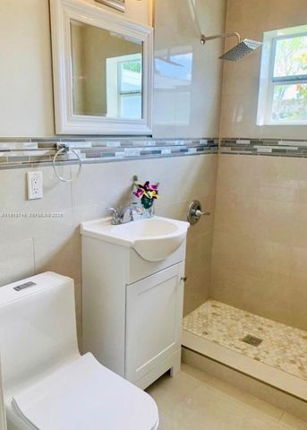 1810 SW 22nd Ave, Fort Lauderdale, FL 33312