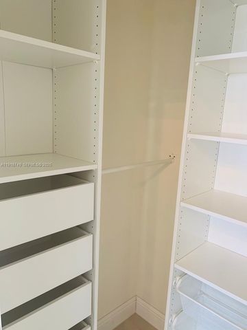 1810 SW 22nd Ave, Fort Lauderdale, FL 33312